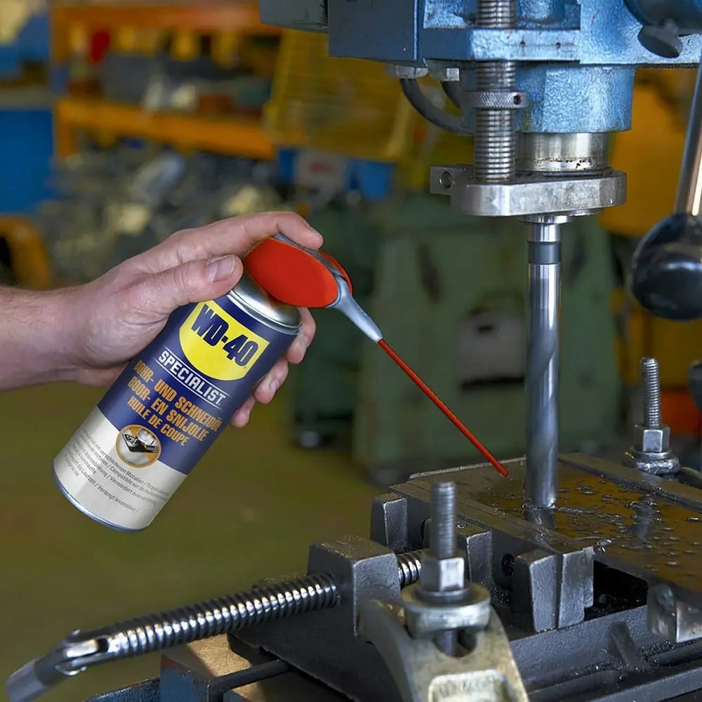 pics/WD40/WD-40 Borh-und-Schneidol/wd-40-specialist-bohr-schneidol-2.jpg